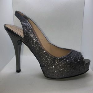 Guess size 6.5 heels